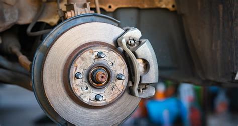 Waktu Tepat Ganti Kampas Rem Mobil - balustradellc