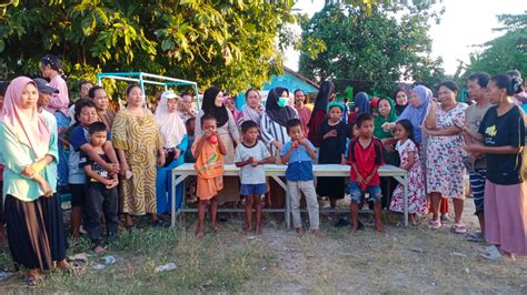 Warga Pulau & Komunitas Pencinta Laut Gelar Aksi Bersih Laut - raincitystudios.com