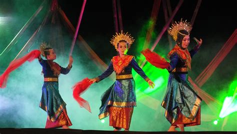 Warna Tari - muktibox.com