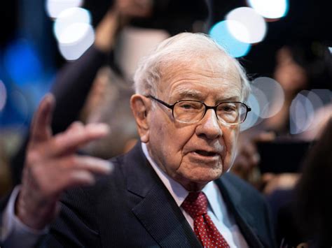 Warren Buffett's successor just spent his entire $15 million salary on ... - balustradellc