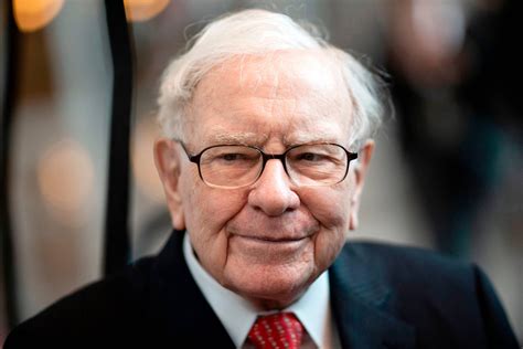 Warren Buffett | Biography & Berkshire Hathaway’s Transformation ... - balustradellc