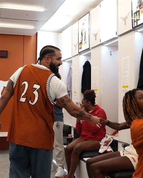 WATCH: Drake surprises UT women's basketball team