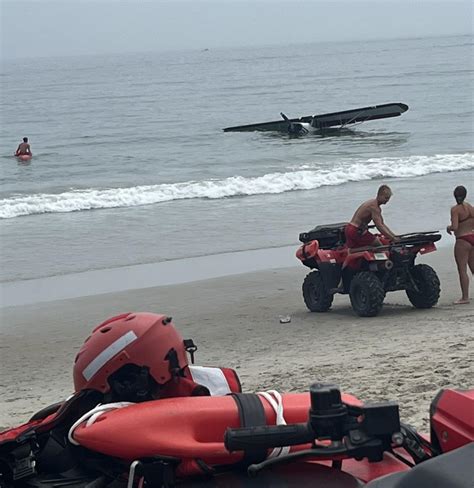 WATCH: Small plane crashes into water off Hampton Beach, NH