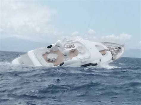 WATCH: The Dramatic Moment a 40-Metre Superyacht Sinks Off …