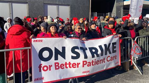 WATCH LIVE | Hundreds of Loretto Hospital workers on strike Monday