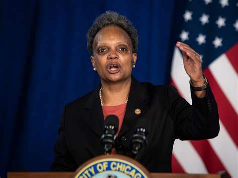 WATCH LIVE | Lori Lightfoot bids farewell as Chicago Mayoral tenure comes to a close