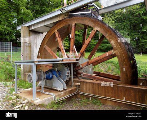 Water wheels and turbines - LedyardSawmill - raincitystudios.com