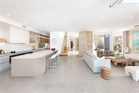 Waterfall Benchtops: A Guide | Brighton Homes - balustradellc