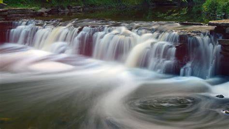 Waterfall Glen - Forest Preserve District of DuPage County - raincitystudios.com