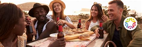 Ways to Feel More Comfortable in Social Situations - balustradellc