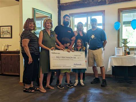 We had the pleasure of attending a local fundraising event at ... - raincitystudios.com