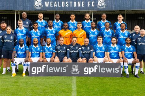 Wealdstone F.C. - Wikipedia bahasa Indonesia, ensiklopedia bebas - coolestguyplanet.net