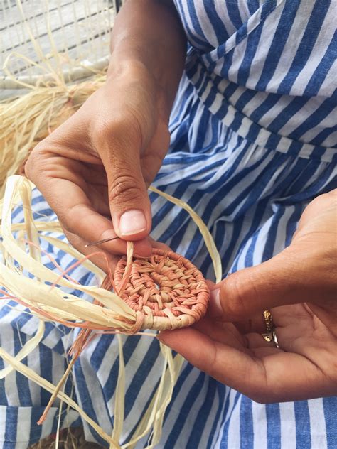 Weaving a Basket - Plain Weave Technique - balustradellc