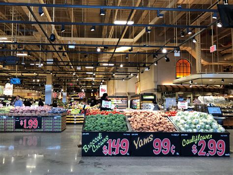 WEGMANS - 18 Photos & 20 Reviews - 6660 4th …