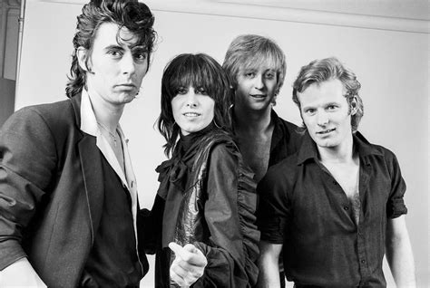 WELCOME BACK, The Pretenders