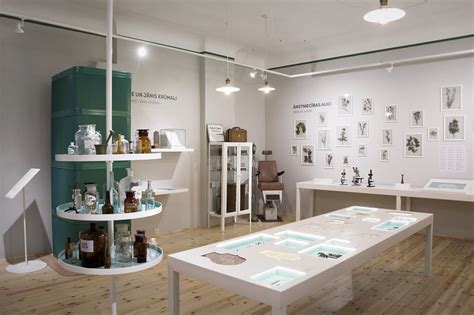 Welcome to Medical Antiques | cma - wintechmobiles.com