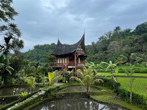 West Sumatra | Culture, Nature & History | Britannica - wintechmobiles.com