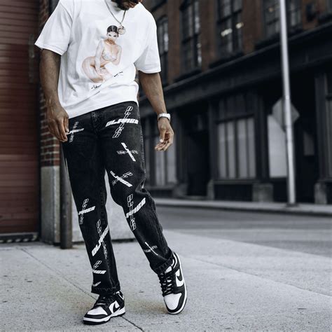 What is Streetwear - Origins, Types, and Popular Brands - balustradellc