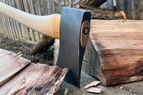 What Makes An Axe Good For Splitting Wood (Sizes … - balustradellc