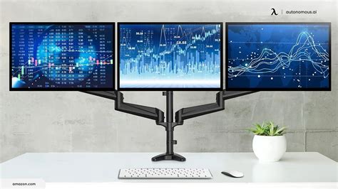 What to Consider Before Entering a Triple Monitor Setup - balustradellc