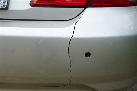 What to Do When You Have a Cracked Bumper - balustradellc
