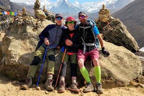 What to Wear While Trekking in Nepal - Mosaic Adventure - balustradellc
