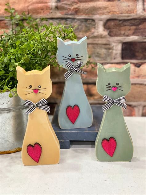 Whimsical Wooden Cat - Etsy - muktibox.com