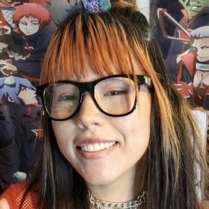 WHO IS THE MOST BANNED PERSON IN THE WORLD? WALLIE SUE THE WEEB EMPRESS?