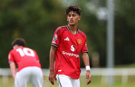 Why JJ Gabriel cannot play for Manchester United first team as Bryan ... - balustradellc