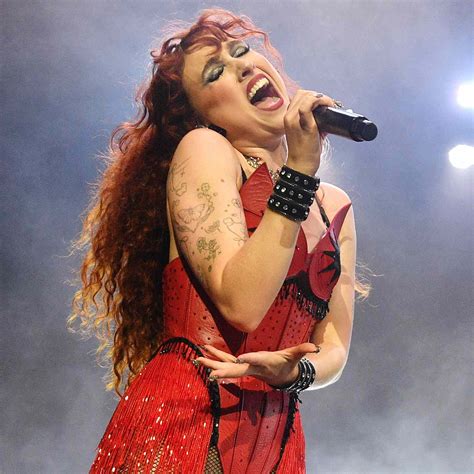 Why Jude Law Is Connected to the Chappell Roan-Jorginho Frello ... - wintechmobiles.com