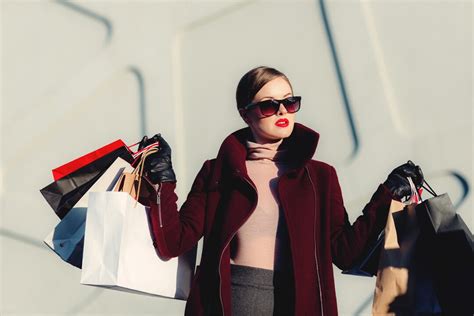 Why Materialism Is Impacting Your Happiness and … - balustradellc
