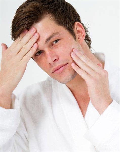 Why Men Should Use Night Cream - Elegancy Beauty Bar - balustradellc