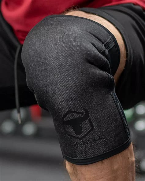 Why You Should Wear Knee Sleeves For Squats - balustradellc