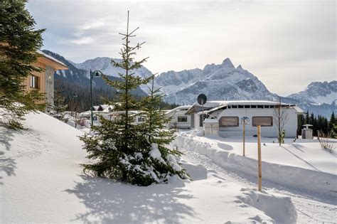Winter camping in Tyrol | Zugspitz Resort - balustradellc
