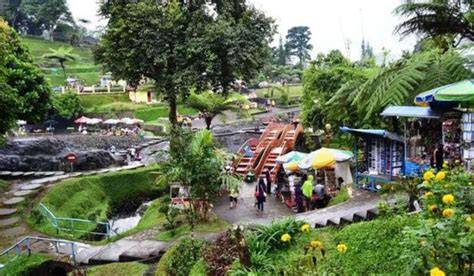 Wisata Baturraden Masih Ramai Dikunjungi Wisatawan Di Libur … - raincitystudios.com