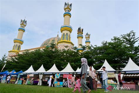Wisata Ramah Muslim Tour Kuliner & Wisata Keluarga - Indonesia … - balustradellc