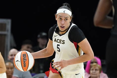 WNBA suspends Hammon 2 games for player’s allegation she was bullied for being pregnant
