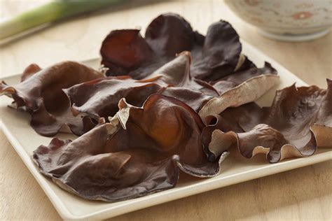 Wood Ear Mushrooms: How to Cook Wood Ear … - balustradellc