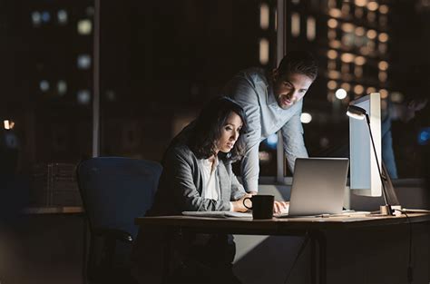 Workaholic Tanda Gangguan Mental, Ini Cara Mengatasinya - balustradellc