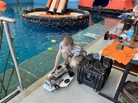 WORLD UNIVERSITY UNDERWATER ROBOT COMPETITION - raincitystudios.com