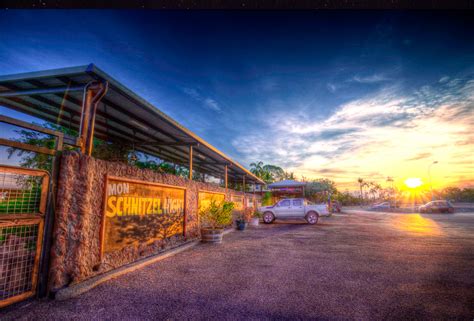 WORST PUB IN TOP END..GO TO BERRY... - Darwin River Tavern