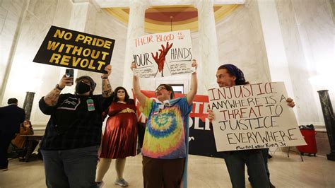 WV Senate joins GOP effort to limit trans youth health care
