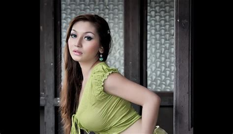 WWWVIDEOS COM payudara besar & foto gaya viral rekomendasi praktis sajian gratis tonton SMA bugil lebih bebas tanpa jeda image 1