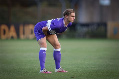 WZRJC | Henk Dijkhuizen: "Zwerversbestaan" - WIJ ZIJN RODA JC - balustradellc