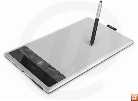 Wacom Bamboo Grafica Tablet e Penna CTH-670 Touch Disegno …