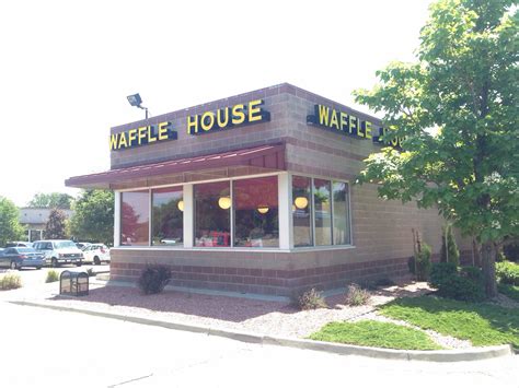 Waffle house in denver. May 20, 2020 ... An Aurora Waffle House ... 