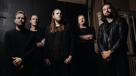 Wage war. Wage War are a band who’ve always wanted to push the boundaries of the metalcore scene they call home, and Manic feels like the culmination of a career spent trying to break those barriers down ... 