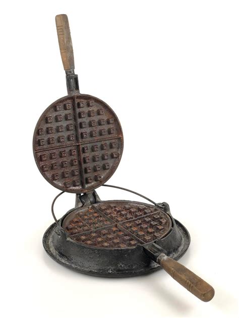 Wagner cast iron waffle iron. Things To Know About Wagner cast iron waffle iron. 