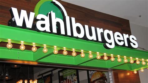 Wahlburgers To Open First Restaurant In Robinson Mall