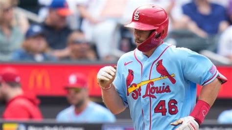Wainwright wins No. 198, Goldschmidt homers as the Cardinals beat the Mets 5-3 to stop their slide